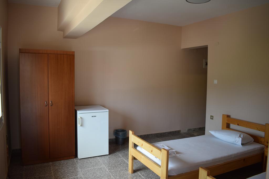 Apartamento Menis Haus Vrasná Exterior foto